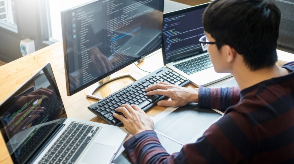 ネットワークエンジニアを複数名採用